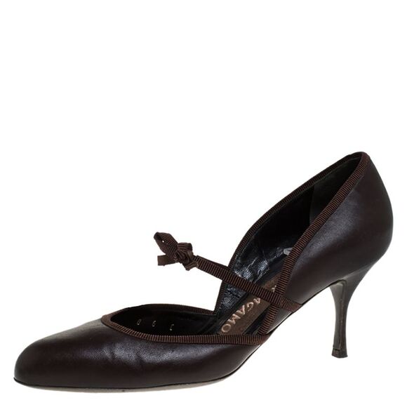 Salvatore Ferragamo Brown Leather And Grosgrain Trim Bow Round Toe Pumps Size